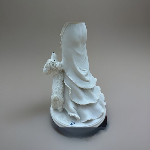 Giuseppe Armani "Dear Friends" Figurine Florence Lady with Poodle & Gold 1994 - Picture 5 of 11